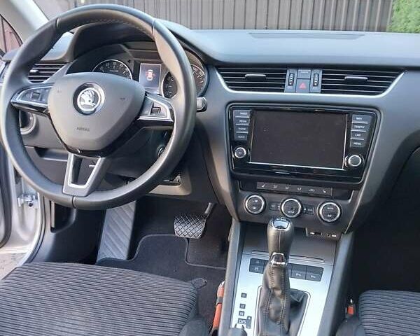Сірий Шкода Октавія, об'ємом двигуна 1.6 л та пробігом 256 тис. км за 12300 $, фото 28 на Automoto.ua