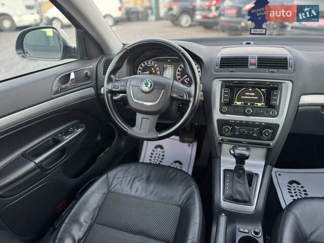 Серый Шкода Октавия, объемом двигателя 2 л и пробегом 250 тыс. км за 10750 $, фото 25 на Automoto.ua