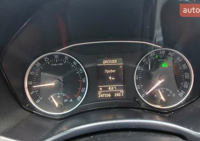 Сірий Шкода Октавія, об'ємом двигуна 1.6 л та пробігом 247 тис. км за 9300 $, фото 11 на Automoto.ua