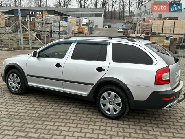 Сірий Шкода Октавія, об'ємом двигуна 2 л та пробігом 217 тис. км за 9999 $, фото 14 на Automoto.ua