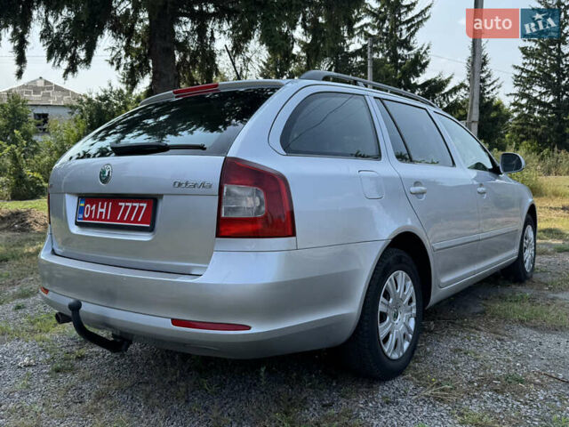 Сірий Шкода Октавія, об'ємом двигуна 1.6 л та пробігом 216 тис. км за 7850 $, фото 19 на Automoto.ua