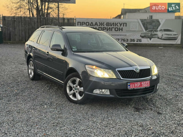 Серый Шкода Октавия, объемом двигателя 2 л и пробегом 250 тыс. км за 10750 $, фото 2 на Automoto.ua