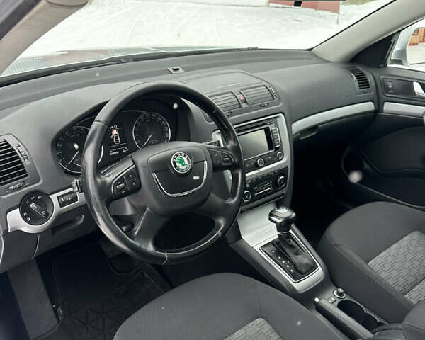 Серый Шкода Октавия, объемом двигателя 1.6 л и пробегом 269 тыс. км за 8990 $, фото 13 на Automoto.ua