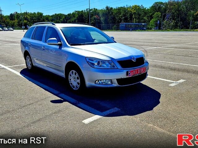 Серый Шкода Октавия, объемом двигателя 1.6 л и пробегом 216 тыс. км за 9500 $, фото 4 на Automoto.ua