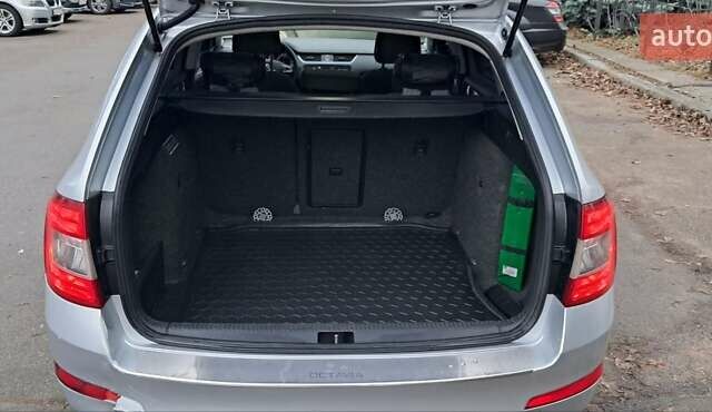 Серый Шкода Октавия, объемом двигателя 1.6 л и пробегом 407 тыс. км за 8800 $, фото 7 на Automoto.ua