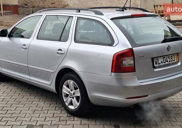 Сірий Шкода Октавія, об'ємом двигуна 2 л та пробігом 262 тис. км за 8950 $, фото 7 на Automoto.ua
