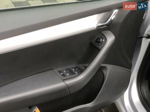 Серый Шкода Октавия, объемом двигателя 1.6 л и пробегом 245 тыс. км за 10999 $, фото 12 на Automoto.ua