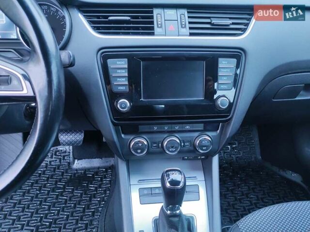 Сірий Шкода Октавія, об'ємом двигуна 1.97 л та пробігом 247 тис. км за 12200 $, фото 10 на Automoto.ua