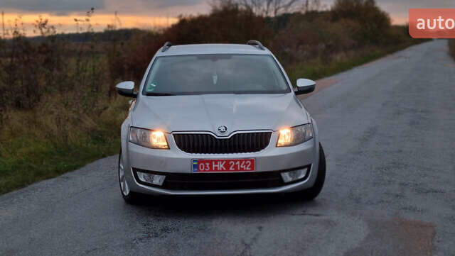 Серый Шкода Октавия, объемом двигателя 1.6 л и пробегом 226 тыс. км за 9350 $, фото 1 на Automoto.ua