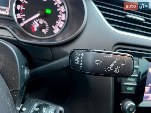 Серый Шкода Октавия, объемом двигателя 1.6 л и пробегом 240 тыс. км за 10990 $, фото 22 на Automoto.ua