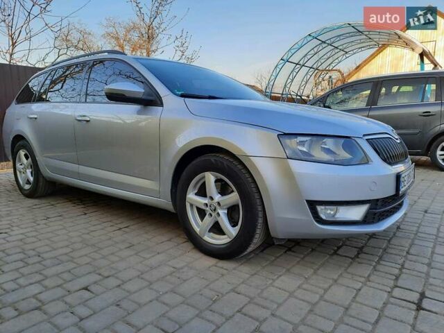 Шкода Октавия 2013 в Первомайск на Automoto.ua Серый Шкода Октавия, объемом двигателя 1.6 л и пробегом 220 тыс. км за 11800 $, фото 4 на Automoto.ua