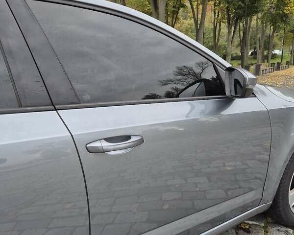 Шкода Октавія 2013 у Києві на Automoto.ua Сірий Шкода Октавія, об'ємом двигуна 1.8 л та пробігом 223 тис. км за 13800 $, фото 18 на Automoto.ua