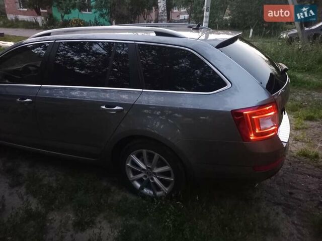 Серый Шкода Октавия, объемом двигателя 1.6 л и пробегом 336 тыс. км за 10300 $, фото 3 на Automoto.ua