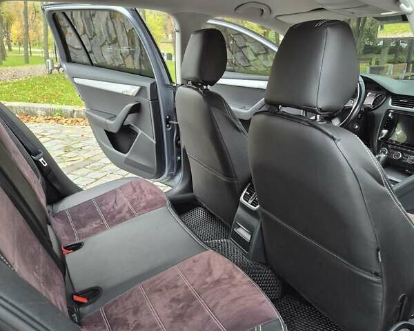 Шкода Октавія 2013 у Києві на Automoto.ua Сірий Шкода Октавія, об'ємом двигуна 1.8 л та пробігом 223 тис. км за 13800 $, фото 24 на Automoto.ua