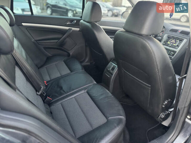 Серый Шкода Октавия, объемом двигателя 2 л и пробегом 250 тыс. км за 10750 $, фото 34 на Automoto.ua