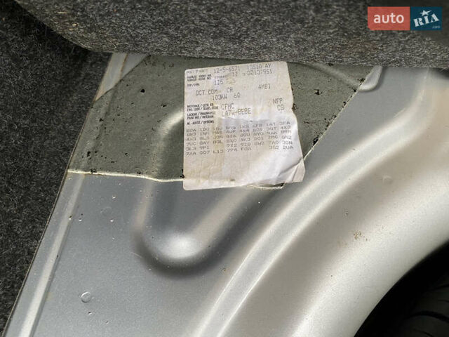 Серый Шкода Октавия, объемом двигателя 1.97 л и пробегом 242 тыс. км за 9500 $, фото 26 на Automoto.ua