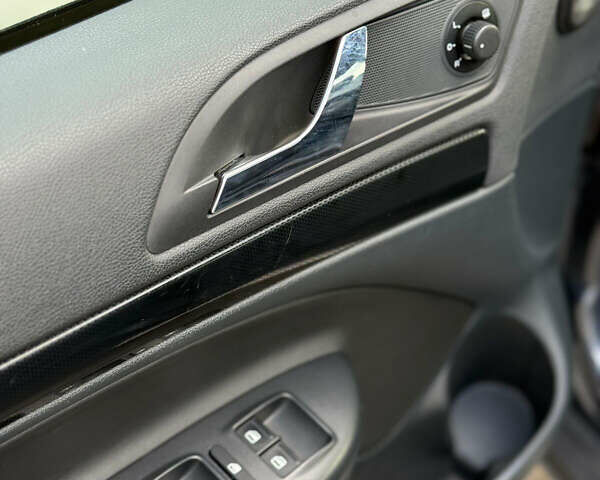 Серый Шкода Октавия, объемом двигателя 2 л и пробегом 270 тыс. км за 12000 $, фото 46 на Automoto.ua