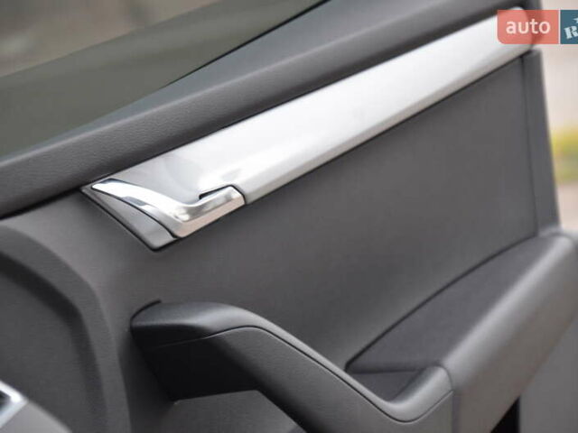 Сірий Шкода Октавія, об'ємом двигуна 2 л та пробігом 255 тис. км за 12250 $, фото 64 на Automoto.ua