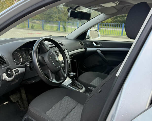 Сірий Шкода Октавія, об'ємом двигуна 1.6 л та пробігом 172 тис. км за 10250 $, фото 8 на Automoto.ua