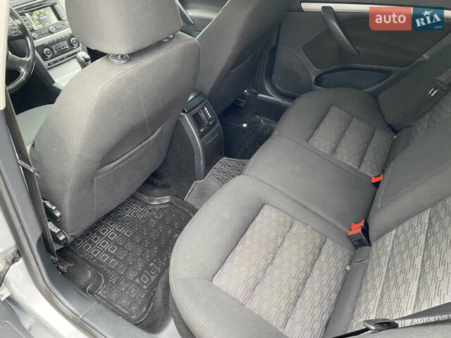 Серый Шкода Октавия, объемом двигателя 1.97 л и пробегом 242 тыс. км за 9500 $, фото 20 на Automoto.ua