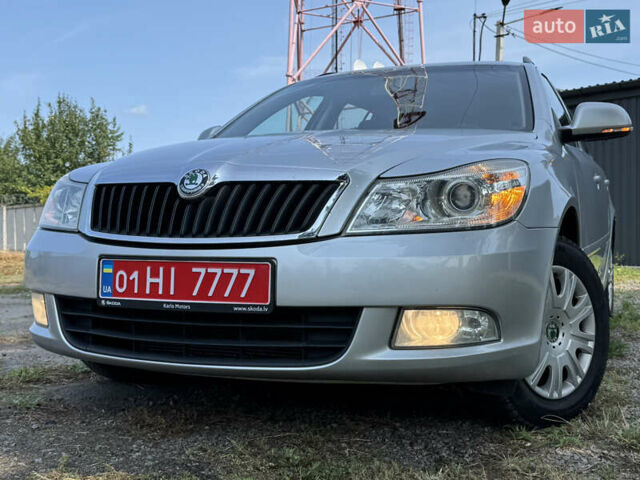 Сірий Шкода Октавія, об'ємом двигуна 1.6 л та пробігом 216 тис. км за 7850 $, фото 4 на Automoto.ua