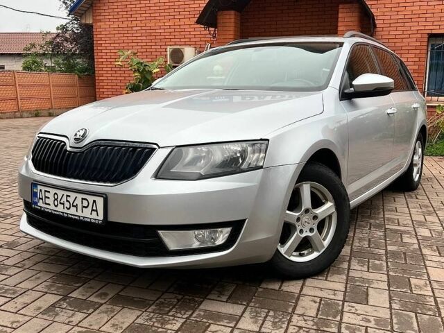 Сірий Шкода Октавія, об'ємом двигуна 1.6 л та пробігом 250 тис. км за 8900 $, фото 15 на Automoto.ua
