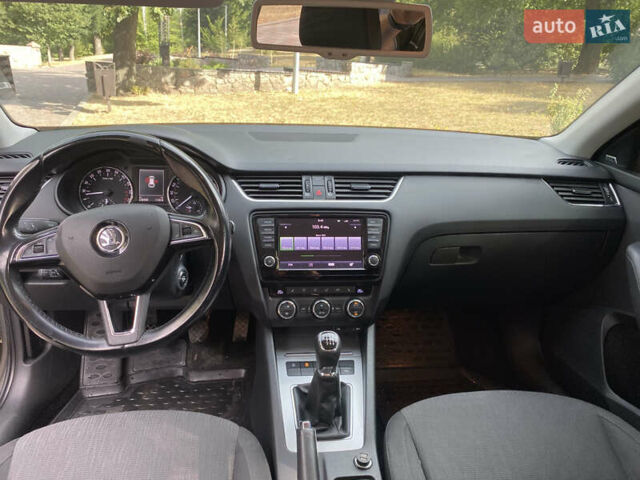 Серый Шкода Октавия, объемом двигателя 1.97 л и пробегом 236 тыс. км за 12100 $, фото 10 на Automoto.ua