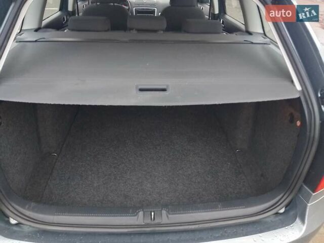 Сірий Шкода Октавія, об'ємом двигуна 1.8 л та пробігом 226 тис. км за 8600 $, фото 27 на Automoto.ua