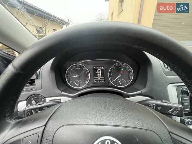 Сірий Шкода Октавія, об'ємом двигуна 2 л та пробігом 287 тис. км за 10999 $, фото 12 на Automoto.ua