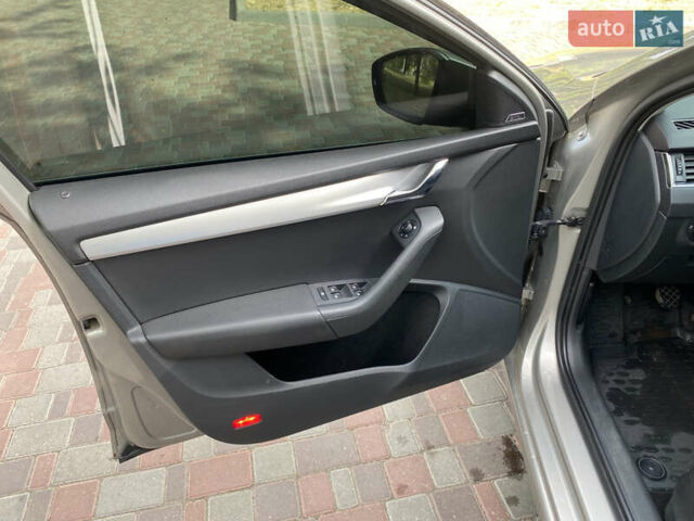 Серый Шкода Октавия, объемом двигателя 1.97 л и пробегом 236 тыс. км за 12100 $, фото 5 на Automoto.ua