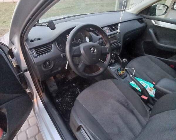 Шкода Октавія 2013 у Львові на Automoto.ua Сірий Шкода Октавія, об'ємом двигуна 1.6 л та пробігом 360 тис. км за 9300 $, фото 8 на Automoto.ua