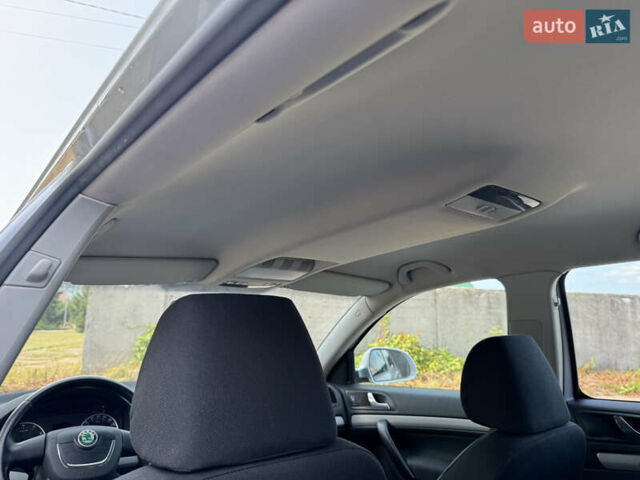 Сірий Шкода Октавія, об'ємом двигуна 1.6 л та пробігом 216 тис. км за 7850 $, фото 39 на Automoto.ua