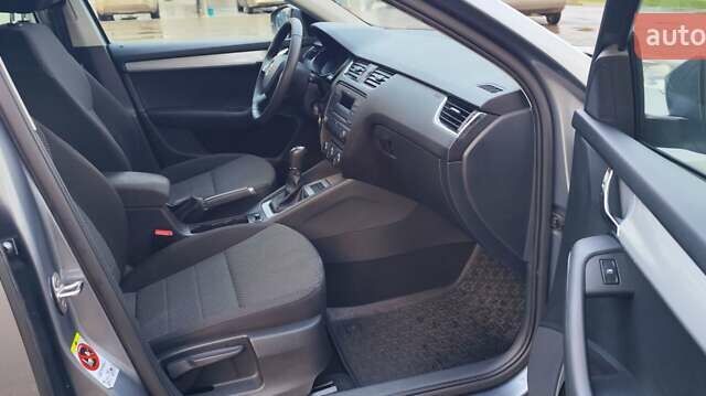 Серый Шкода Октавия, объемом двигателя 1.4 л и пробегом 280 тыс. км за 9400 $, фото 22 на Automoto.ua