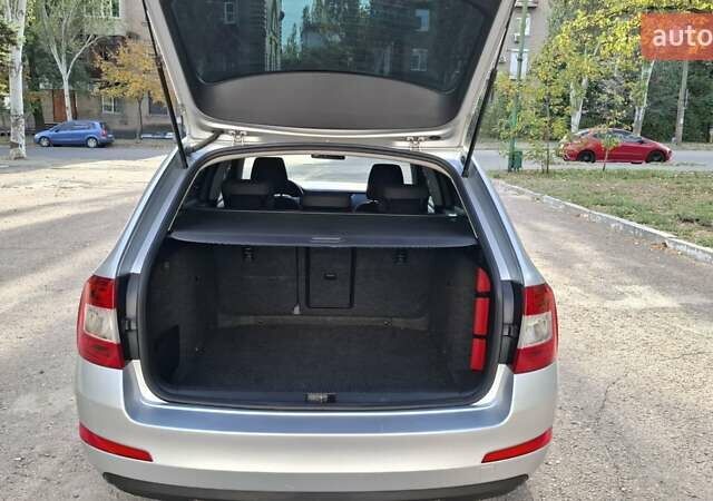 Серый Шкода Октавия, объемом двигателя 1.97 л и пробегом 264 тыс. км за 9850 $, фото 16 на Automoto.ua