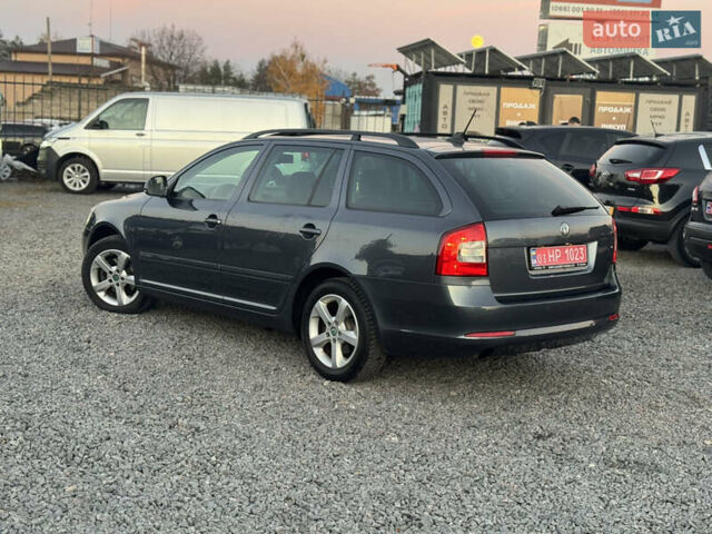 Серый Шкода Октавия, объемом двигателя 2 л и пробегом 250 тыс. км за 10750 $, фото 4 на Automoto.ua