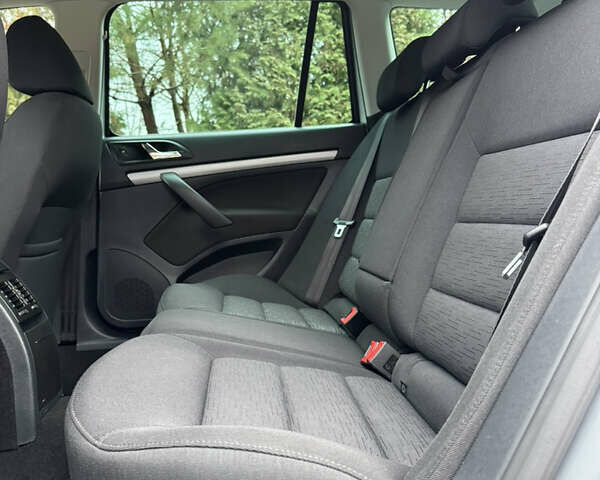 Серый Шкода Октавия, объемом двигателя 1.6 л и пробегом 206 тыс. км за 9450 $, фото 55 на Automoto.ua