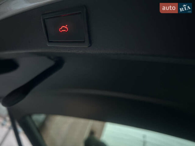 Сірий Шкода Октавія, об'ємом двигуна 1.6 л та пробігом 311 тис. км за 9500 $, фото 53 на Automoto.ua