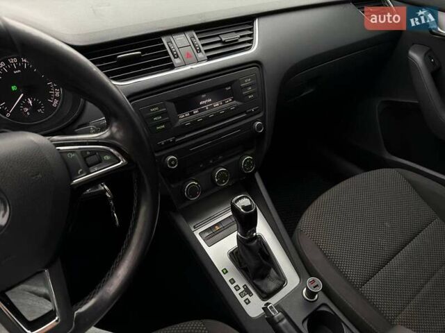 Сірий Шкода Октавія, об'ємом двигуна 1.6 л та пробігом 185 тис. км за 9800 $, фото 43 на Automoto.ua