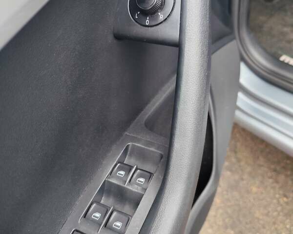 Серый Шкода Октавия, объемом двигателя 1.4 л и пробегом 280 тыс. км за 9000 $, фото 10 на Automoto.ua