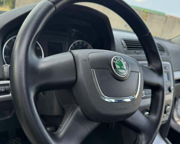 Сірий Шкода Октавія, об'ємом двигуна 1.6 л та пробігом 216 тис. км за 7850 $, фото 51 на Automoto.ua