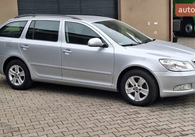 Сірий Шкода Октавія, об'ємом двигуна 2 л та пробігом 262 тис. км за 8950 $, фото 13 на Automoto.ua