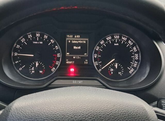 Серый Шкода Октавия, объемом двигателя 1.6 л и пробегом 407 тыс. км за 8800 $, фото 7 на Automoto.ua