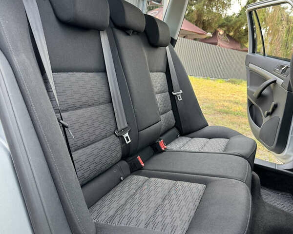 Сірий Шкода Октавія, об'ємом двигуна 1.6 л та пробігом 216 тис. км за 7850 $, фото 44 на Automoto.ua