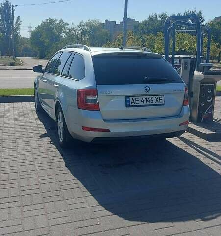 Серый Шкода Октавия, объемом двигателя 1.6 л и пробегом 204 тыс. км за 9788 $, фото 12 на Automoto.ua