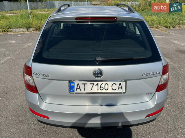 Серый Шкода Октавия, объемом двигателя 1.6 л и пробегом 376 тыс. км за 11000 $, фото 17 на Automoto.ua