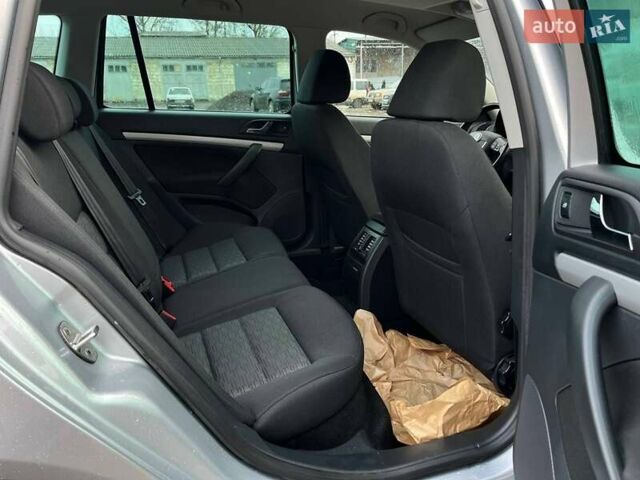 Серый Шкода Октавия, объемом двигателя 1.6 л и пробегом 206 тыс. км за 9999 $, фото 24 на Automoto.ua