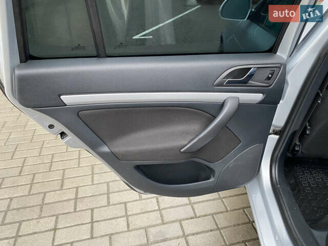 Серый Шкода Октавия, объемом двигателя 1.97 л и пробегом 242 тыс. км за 9500 $, фото 19 на Automoto.ua