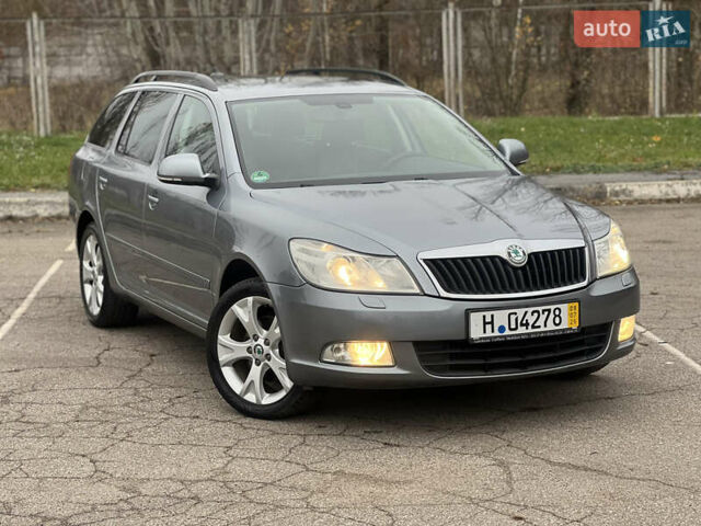Серый Шкода Октавия, объемом двигателя 1.99 л и пробегом 215 тыс. км за 10495 $, фото 1 на Automoto.ua