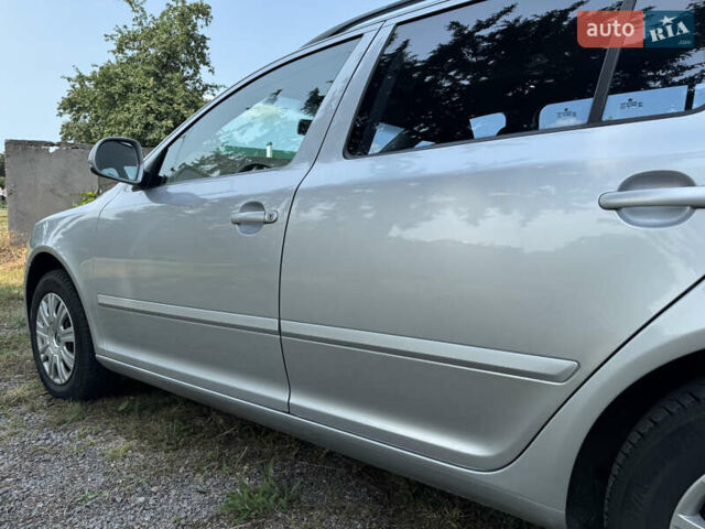 Сірий Шкода Октавія, об'ємом двигуна 1.6 л та пробігом 216 тис. км за 7850 $, фото 23 на Automoto.ua