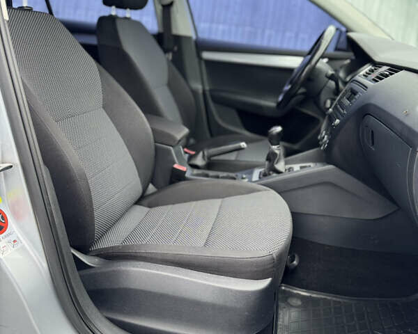 Шкода Октавия 2013 в Валках на Automoto.ua Серый Шкода Октавия, объемом двигателя 1.4 л и пробегом 116 тыс. км за 10990 $, фото 11 на Automoto.ua